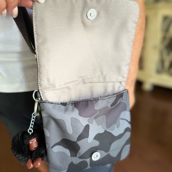 Kipling Men's Women's New Eldorado Crossbody Minibag - Picture 6 of 8